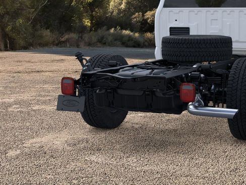 New 2026 Ford F350 XL w/ XL Chrome Package image 21