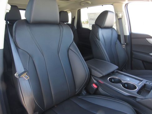 Used 2026 Acura MDX FWD w/ Technology Package image 11