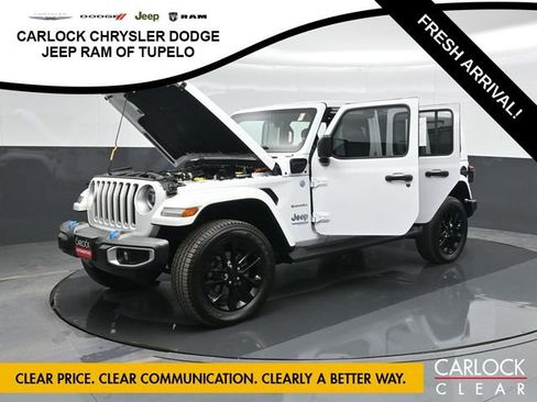 Used 2022 Jeep Wrangler Sahara w/ Cold Weather Group image 58