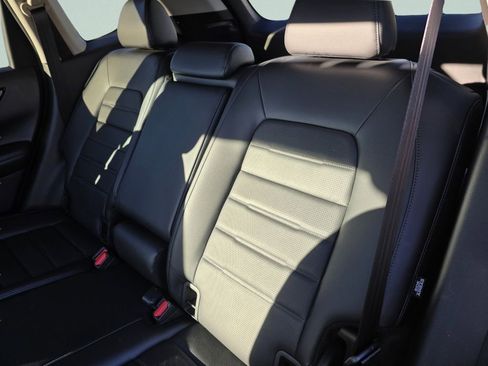 Used 2025 Honda CR-V EX-L image 31