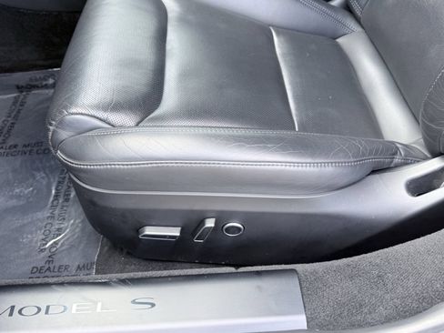 Used 2022 Tesla Model S AWD/4WD image 23