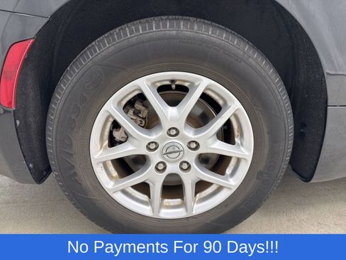 Used 2023 Chrysler Pacifica Touring-L FWD image 43