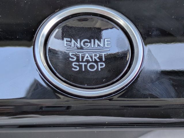 New 2026 Lincoln Navigator Premiere AWD/4WD image 28