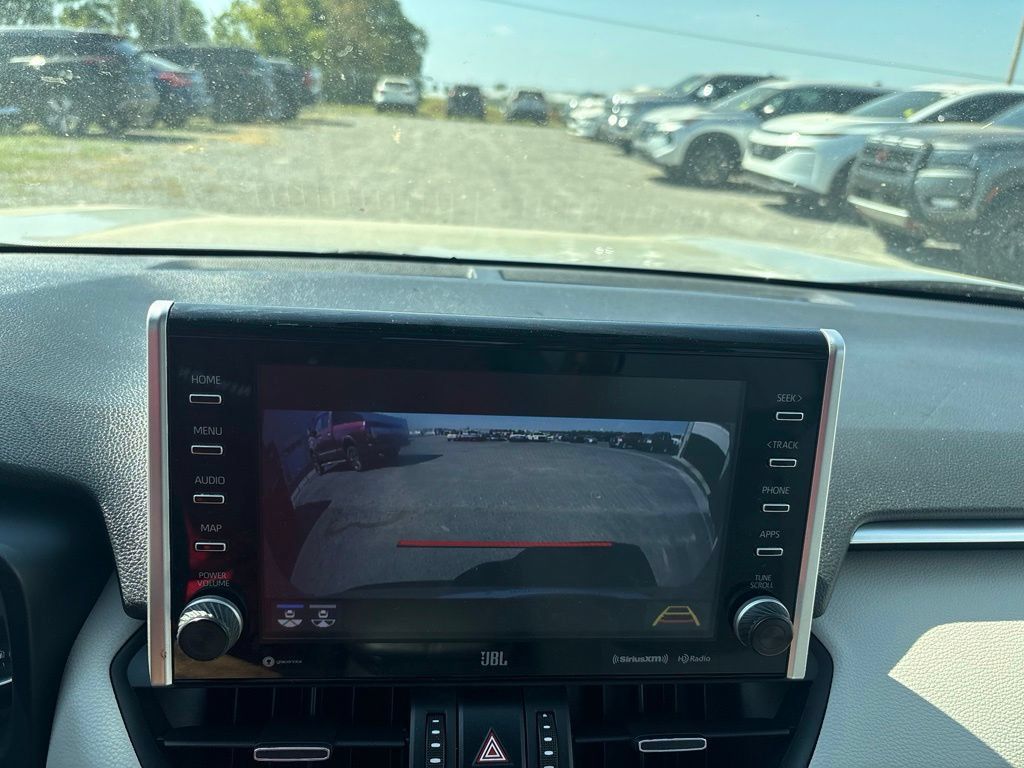 Used 2022 Toyota RAV4 XLE Premium AWD/4WD image 22