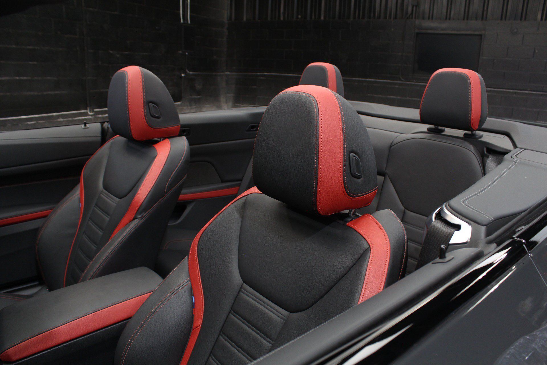 Used 2026 BMW M440i Convertible w/ Premium Package RWD image 54