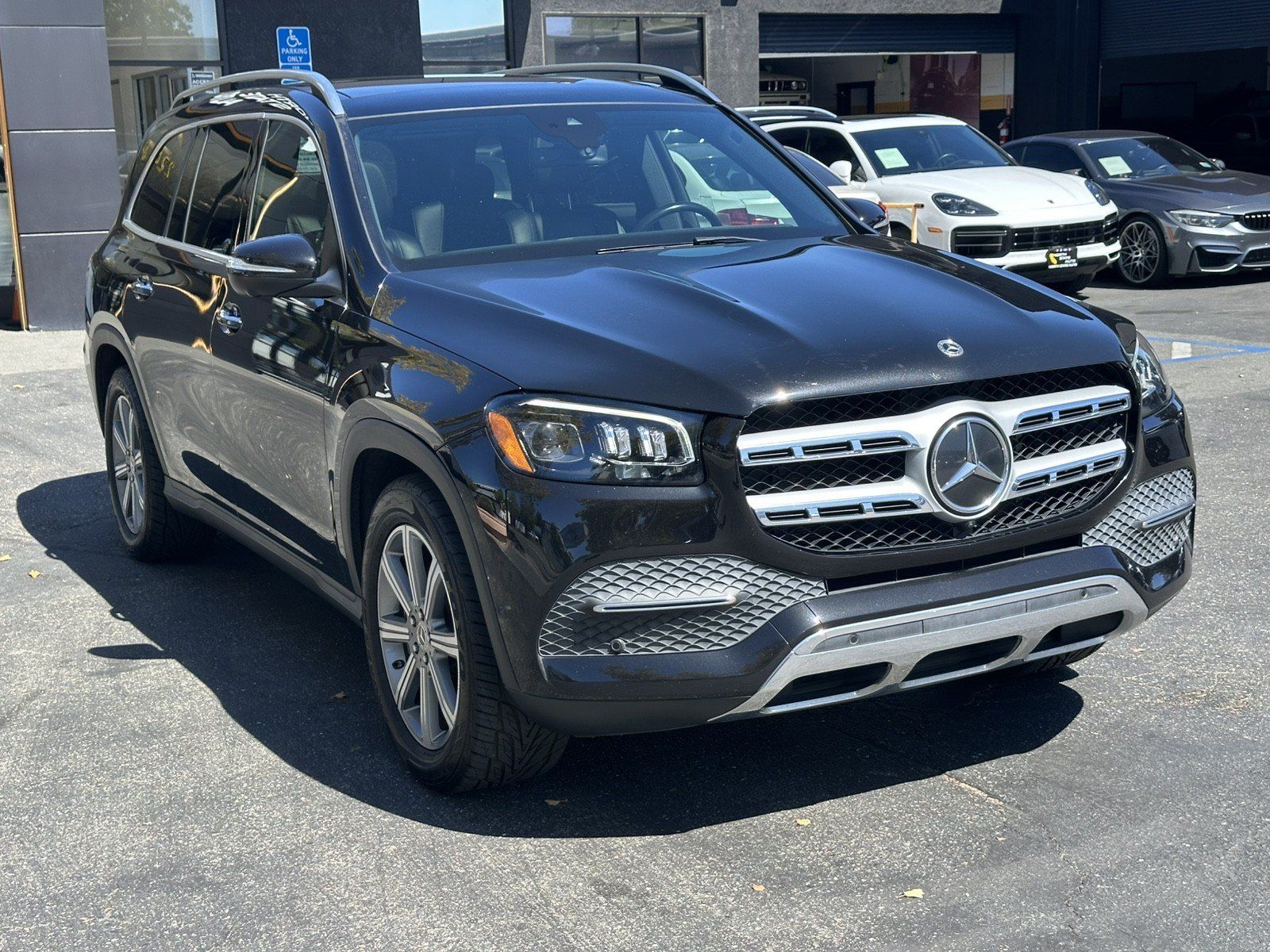 Used 2022 Mercedes-Benz GLS 450 4MATIC image 6