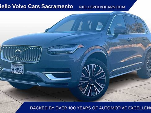 Used 2023 Volvo XC90 T8 Plus image 1