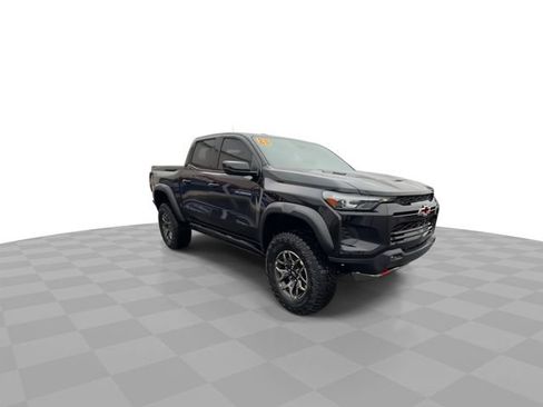 Certified 2025 Chevrolet Colorado ZR2 w/ Technology Package AWD/4WD image 4