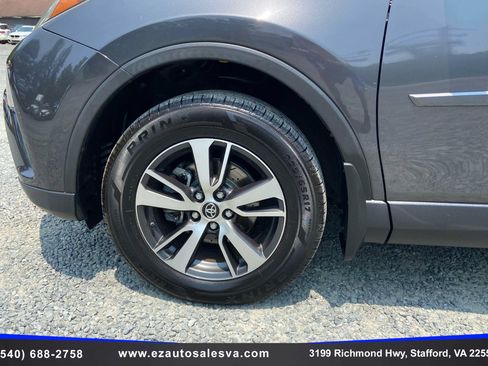 Used 2017 Toyota RAV4 XLE w/ Plus Special Value Package AWD/4WD image 10