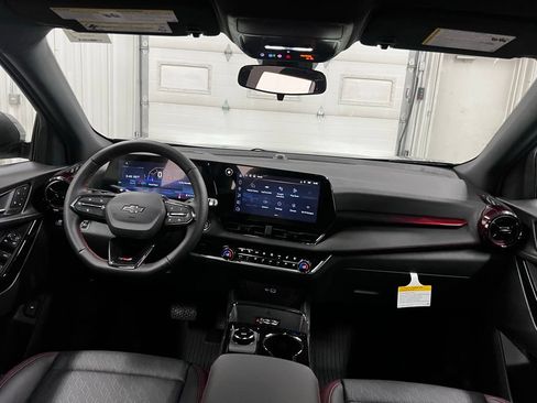 New 2026 Chevrolet Equinox RS w/ Convenience Package III FWD image 37