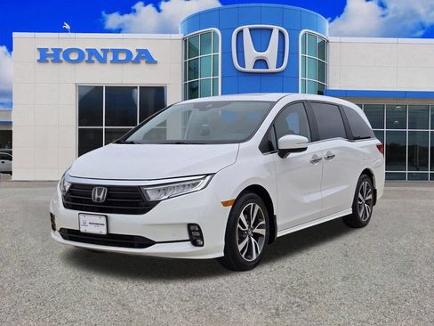Used 2024 Honda Odyssey Touring image 7