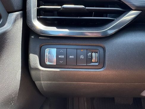 New 2026 GMC Acadia AT4 w/ Luxury Package AWD/4WD image 14