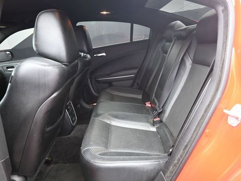 Used 2017 Dodge Charger R/T w/ Plus Group image 17