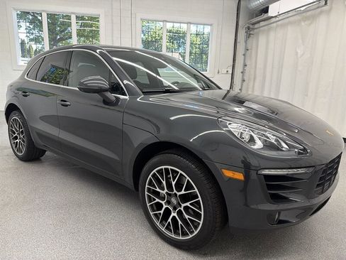 Used 2017 Porsche Macan S AWD/4WD image 3