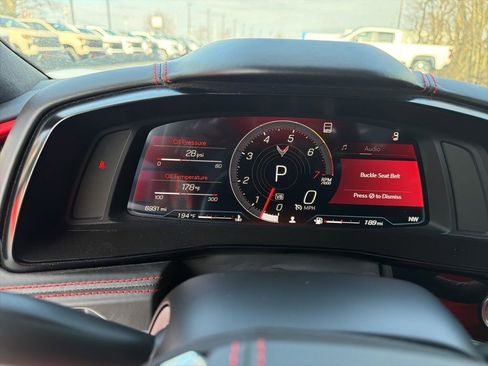 Used 2023 Chevrolet Corvette Stingray Premium Cpe w/ Z51 Performance Package image 9