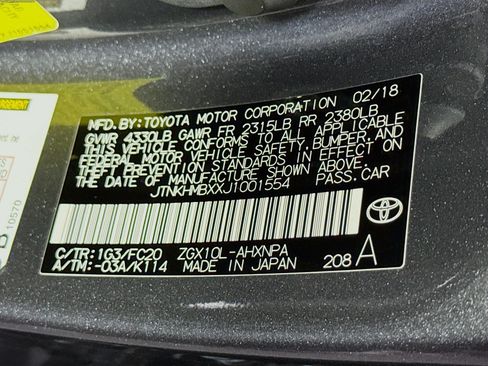 Used 2018 Toyota C-HR XLE FWD image 39