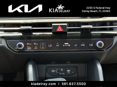 Used 2026 Kia Sportage SX AWD/4WD image 24
