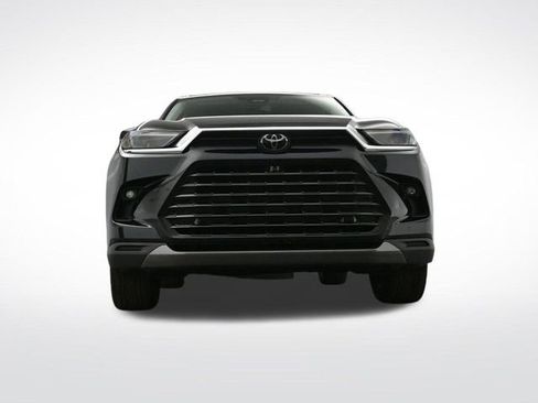 Used 2024 Toyota Grand Highlander Limited image 45