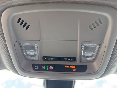 Used 2019 Chevrolet Malibu LT image 44