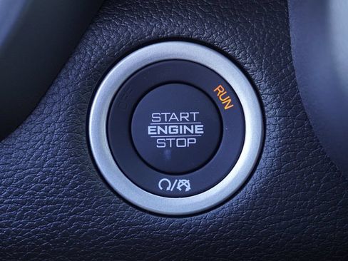 New 2026 RAM 1500 4x4 Crew Cab image 19