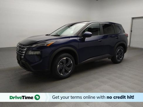 Used 2024 Nissan Rogue SV image 1