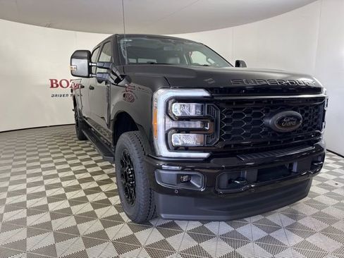 New 2026 Ford F250 Lariat w/ Black Appearance Package image 1