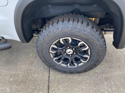 New 2026 Chevrolet Silverado 1500 ZR2 AWD/4WD image 4