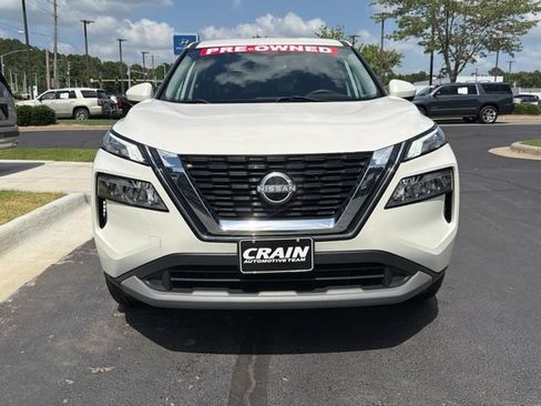 Used 2023 Nissan Rogue SV AWD/4WD image 3