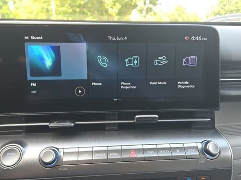 Used 2025 Hyundai Kona SEL AWD/4WD image 24