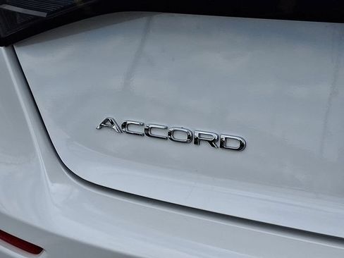 Certified 2025 Honda Accord SE image 30