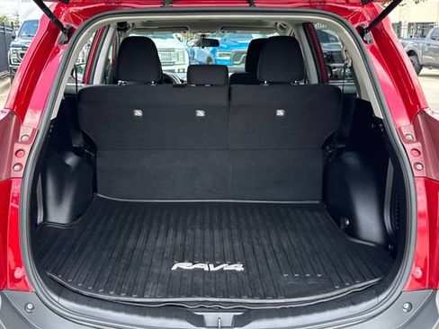 Used 2015 Toyota RAV4 XLE FWD image 29