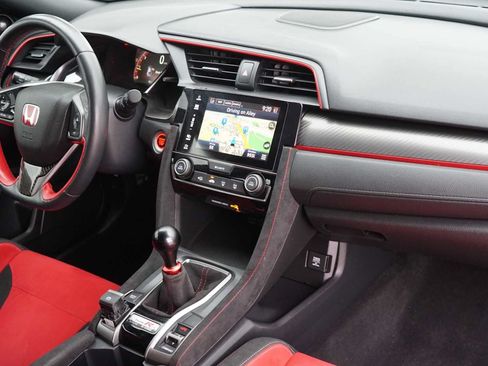 Used 2018 Honda Civic Type R image 27