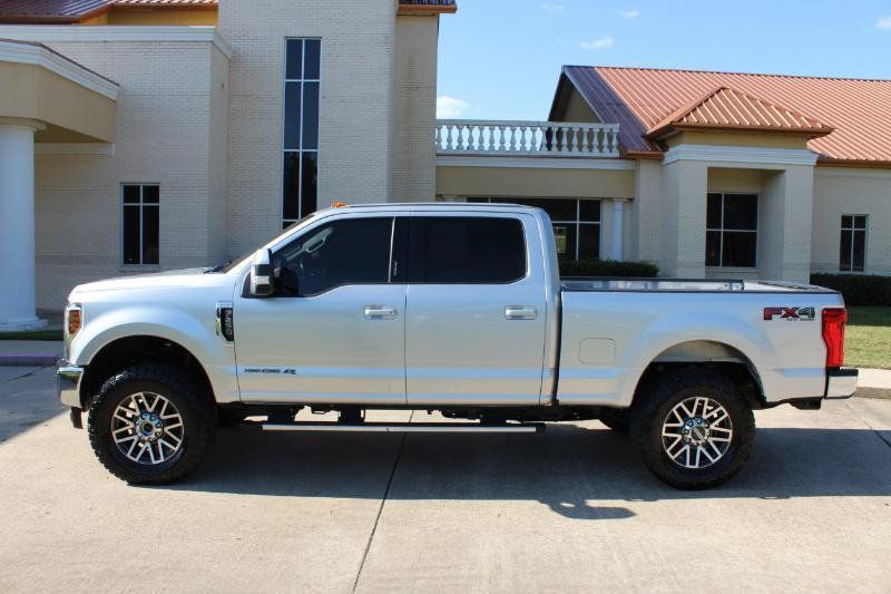 Used 2017 Ford F250 Lariat w/ Lariat Value Package AWD/4WD image 10