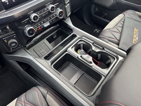 New 2026 Ford F250 Lariat w/ Black Appearance Package image 24