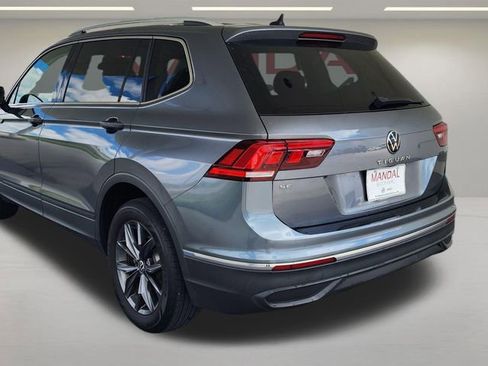 Used 2022 Volkswagen Tiguan SE FWD image 9