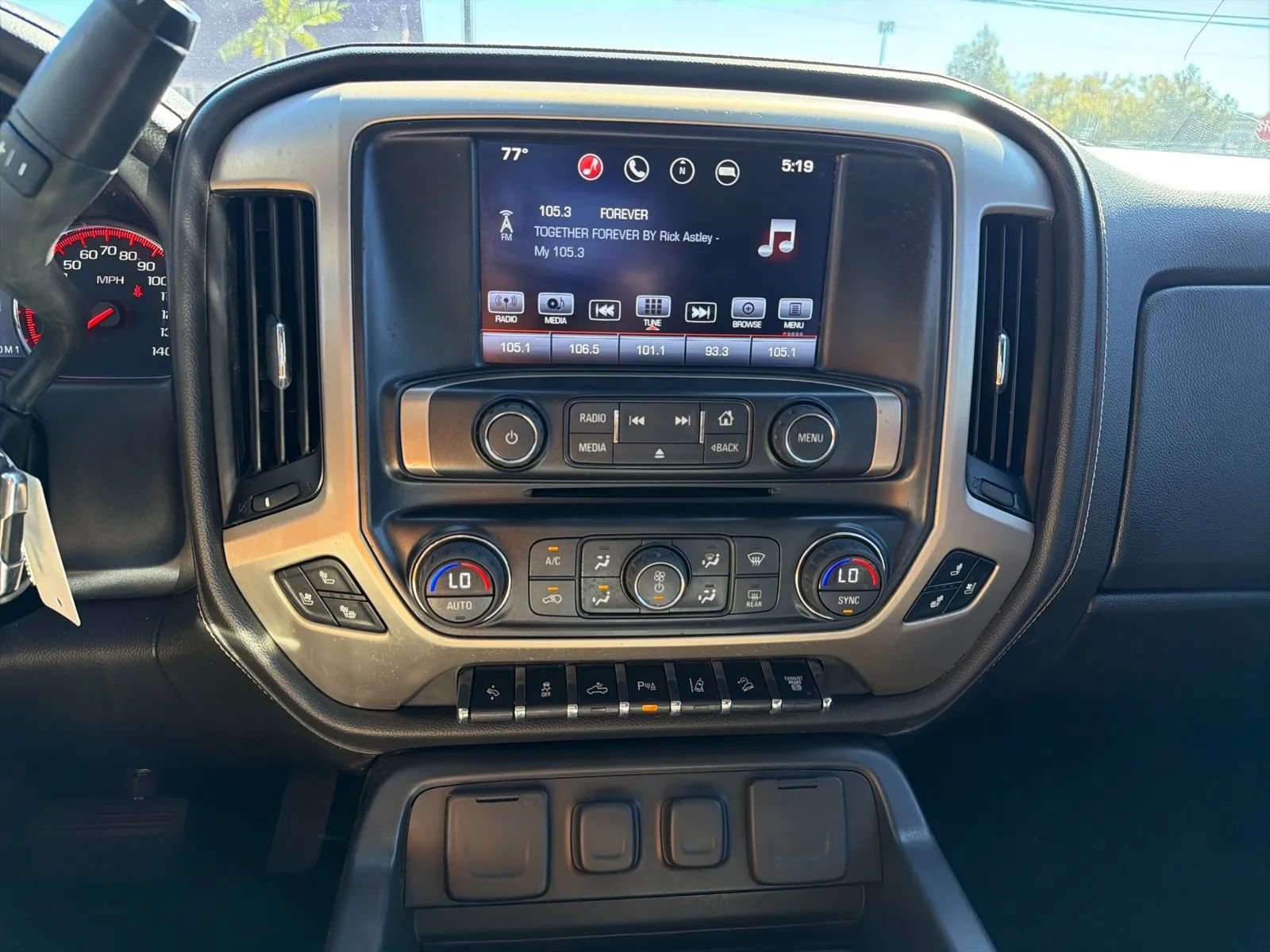 Used 2016 GMC Sierra 2500 Denali w/ Duramax Plus Package AWD/4WD image 22