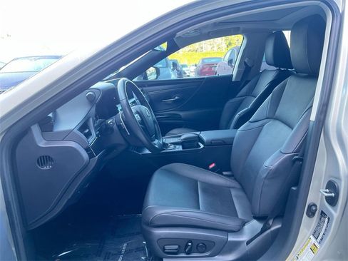 Certified 2022 Lexus ES 350 image 12