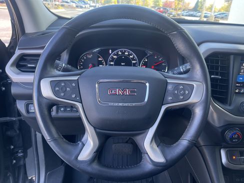 Used 2022 GMC Acadia Denali w/ Denali Ultimate Package image 17