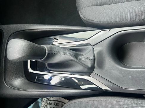 Used 2025 Toyota Corolla LE image 21