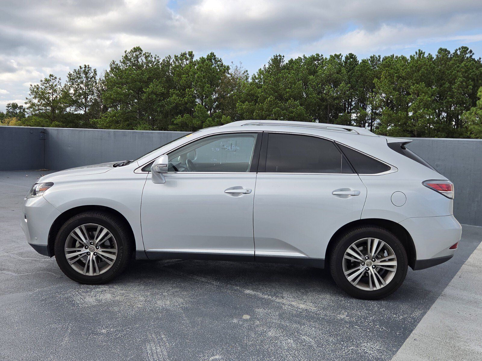 Used 2015 Lexus RX 350 FWD image 2