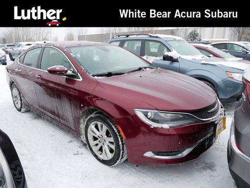 Used 2015 Chrysler 200 Limited w/ Convenience Group image 1