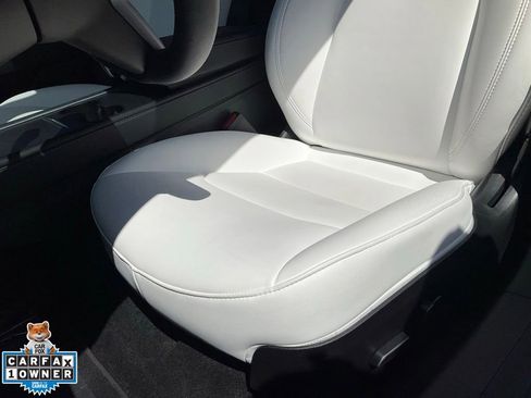 Used 2022 Tesla Model 3 Long Range AWD/4WD image 17
