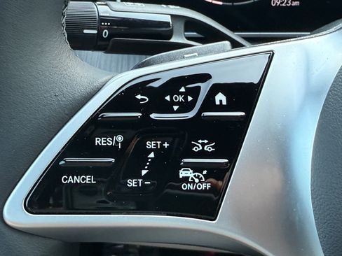 Certified 2025 Mercedes-Benz C 300 4MATIC Sedan image 21