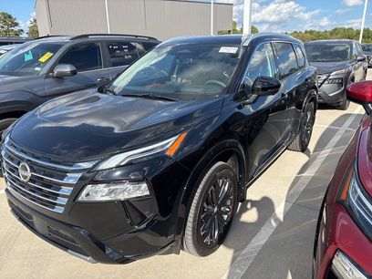 Certified 2025 Nissan Rogue Platinum w/ Tech Package