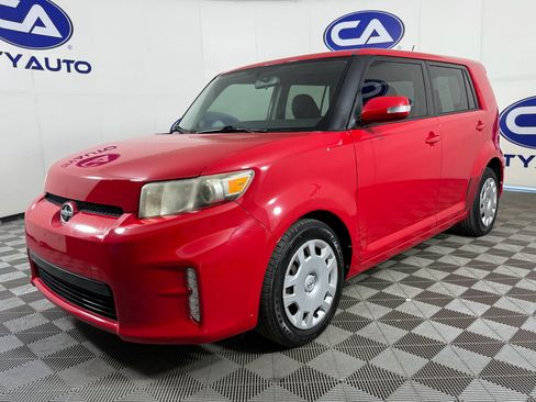 Used 2013 Scion xB Base image 25