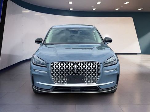 Used 2025 Lincoln Corsair AWD image 8