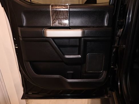 Certified 2019 Ford F350 Lariat w/ Lariat Ultimate Package AWD/4WD image 15