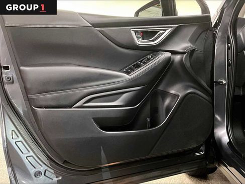 Used 2024 Subaru Forester Premium image 22