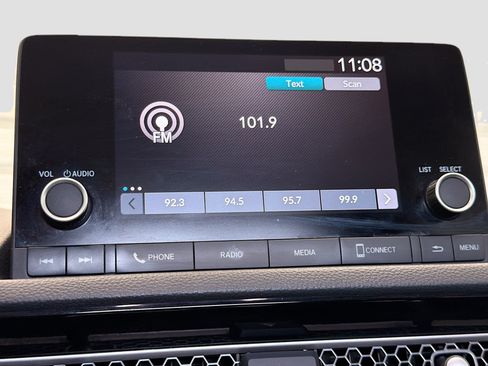 Used 2024 Honda Civic LX image 9