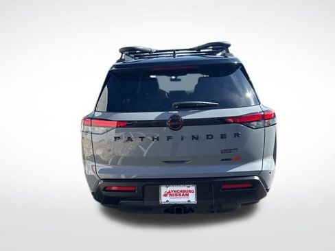 New 2026 Nissan Pathfinder SV image 5